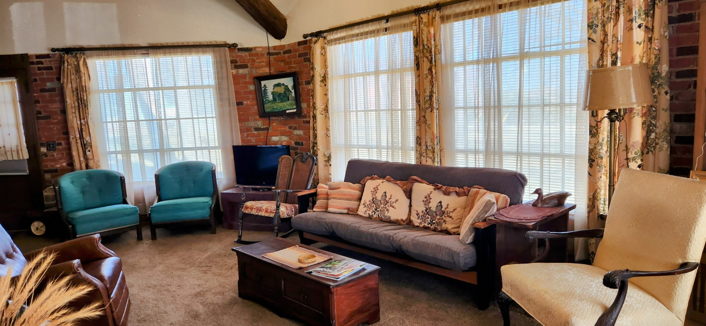 White Octagon House Inside