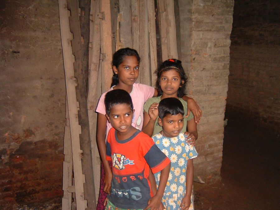 Suzanna Travels to Sri Lanka